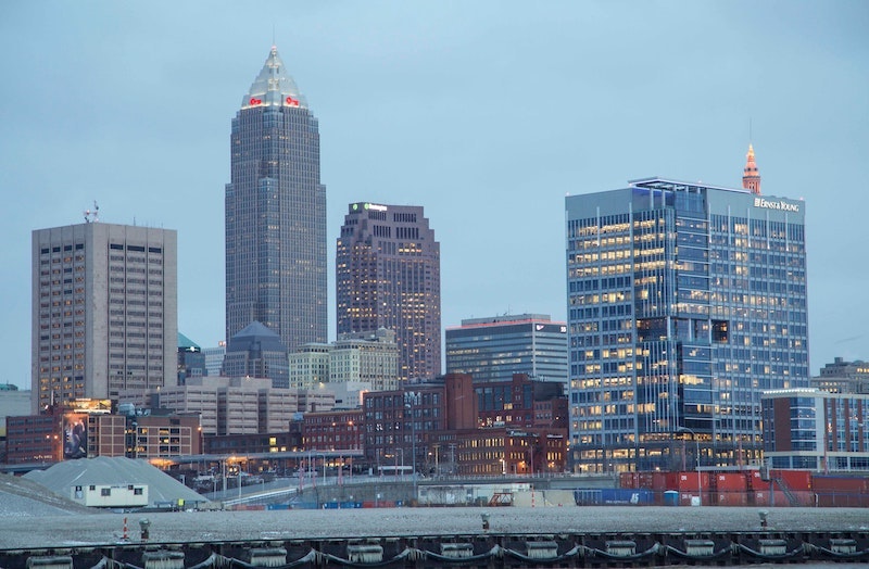 The skyline of Cleveland, Ohio at dusk